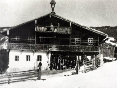 Schwarz weiß Foto vom Hotel Seitenalm im Jahr 1925