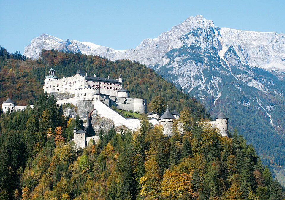 Außenansicht der Erlebnisburg Hohenwerfen